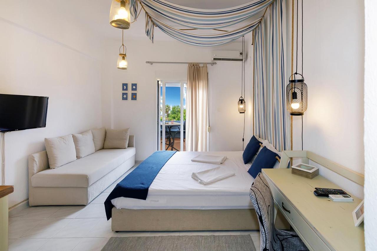 Villa Marina Nikiti  Buitenkant foto