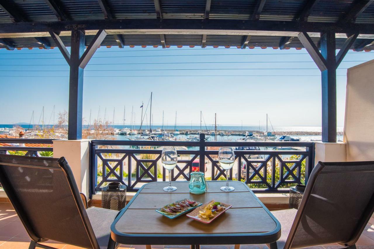 Villa Marina Nikiti  Buitenkant foto